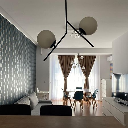 Andreve Apartment By Onix Blue Mamaia Nord, Baby Friendly, Private Parking 那沃达利 外观 照片