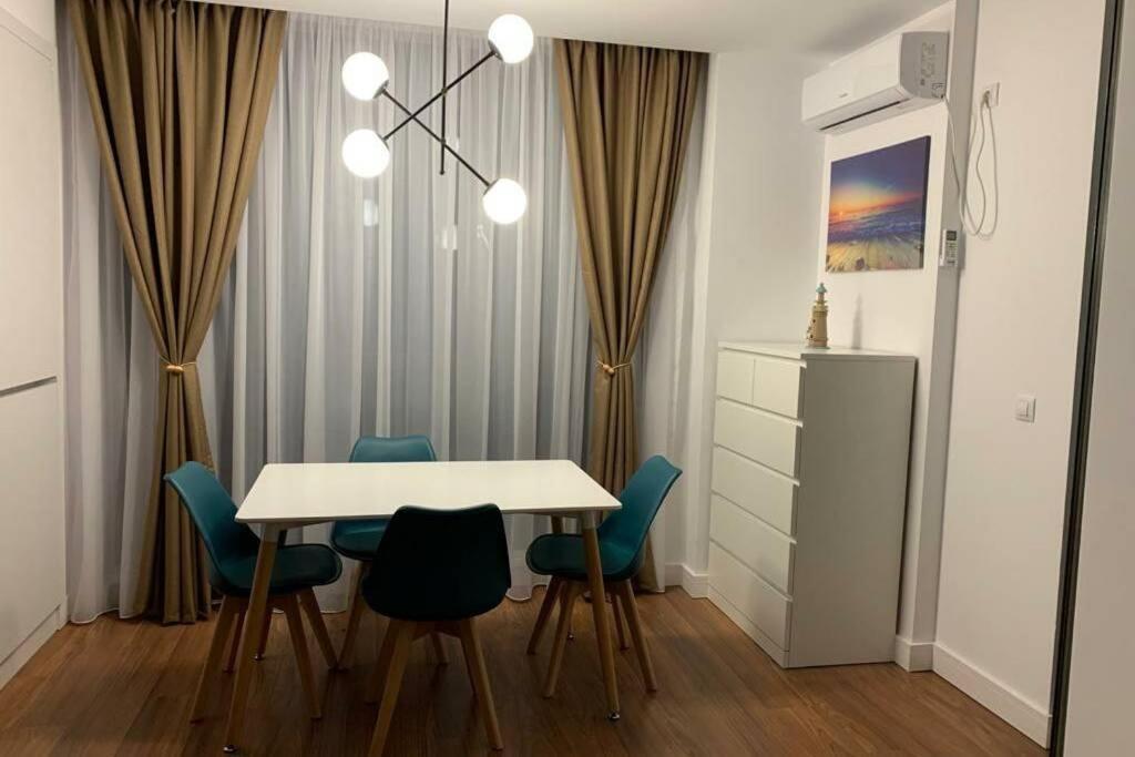 Andreve Apartment By Onix Blue Mamaia Nord, Baby Friendly, Private Parking 那沃达利 外观 照片